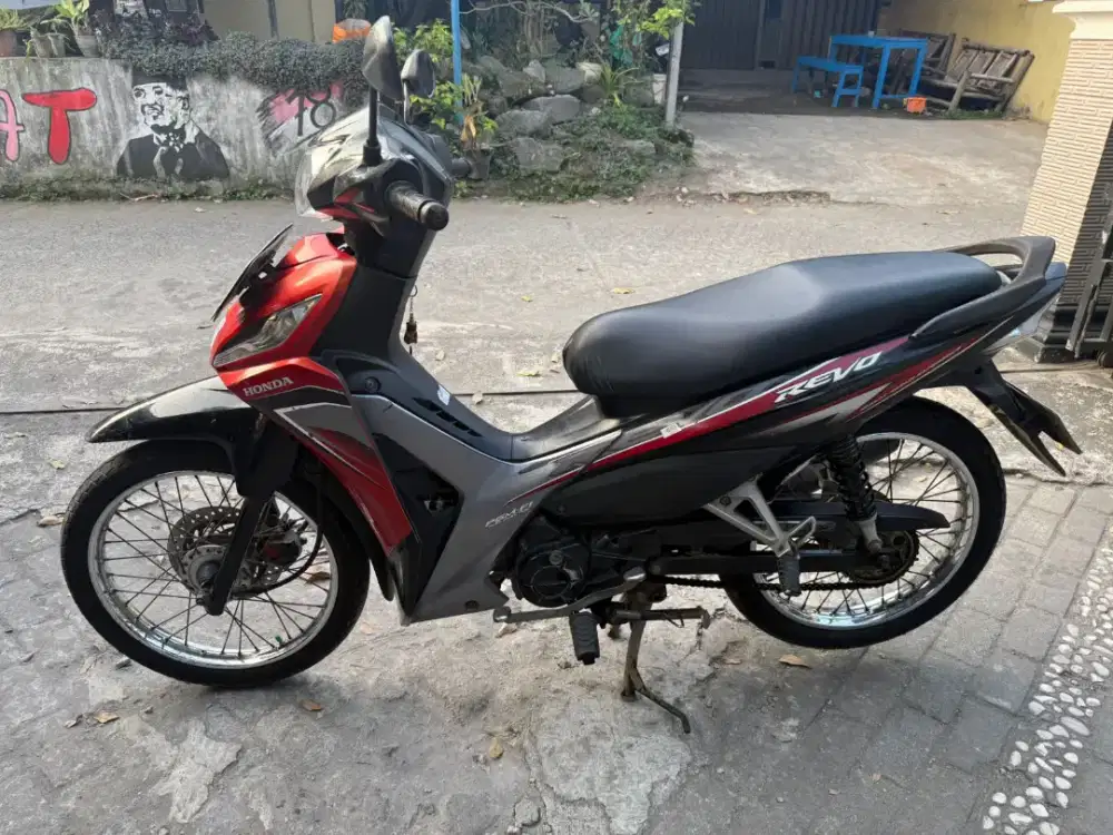Honda Revo THN 2015 plat AB Bantul