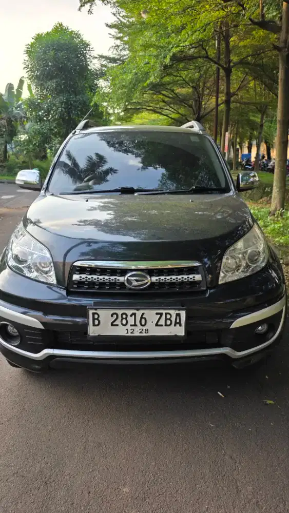 Daihatsu Terios TX Matic 2013 Hitam