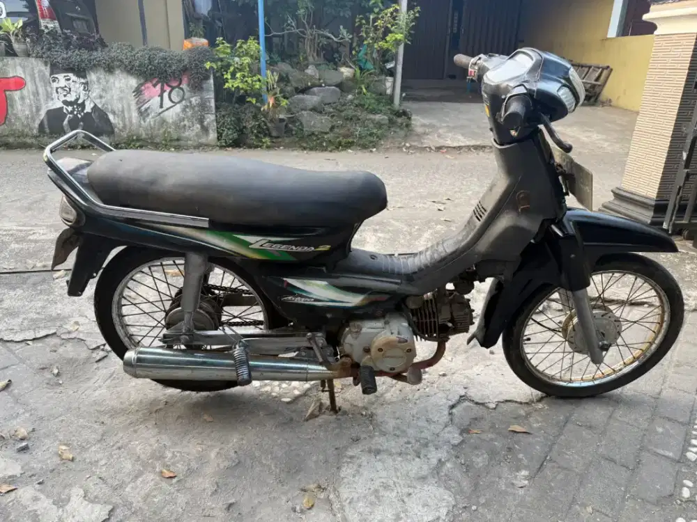 Astrea grand legenda 2 thn 2002 plat AB Bantul
