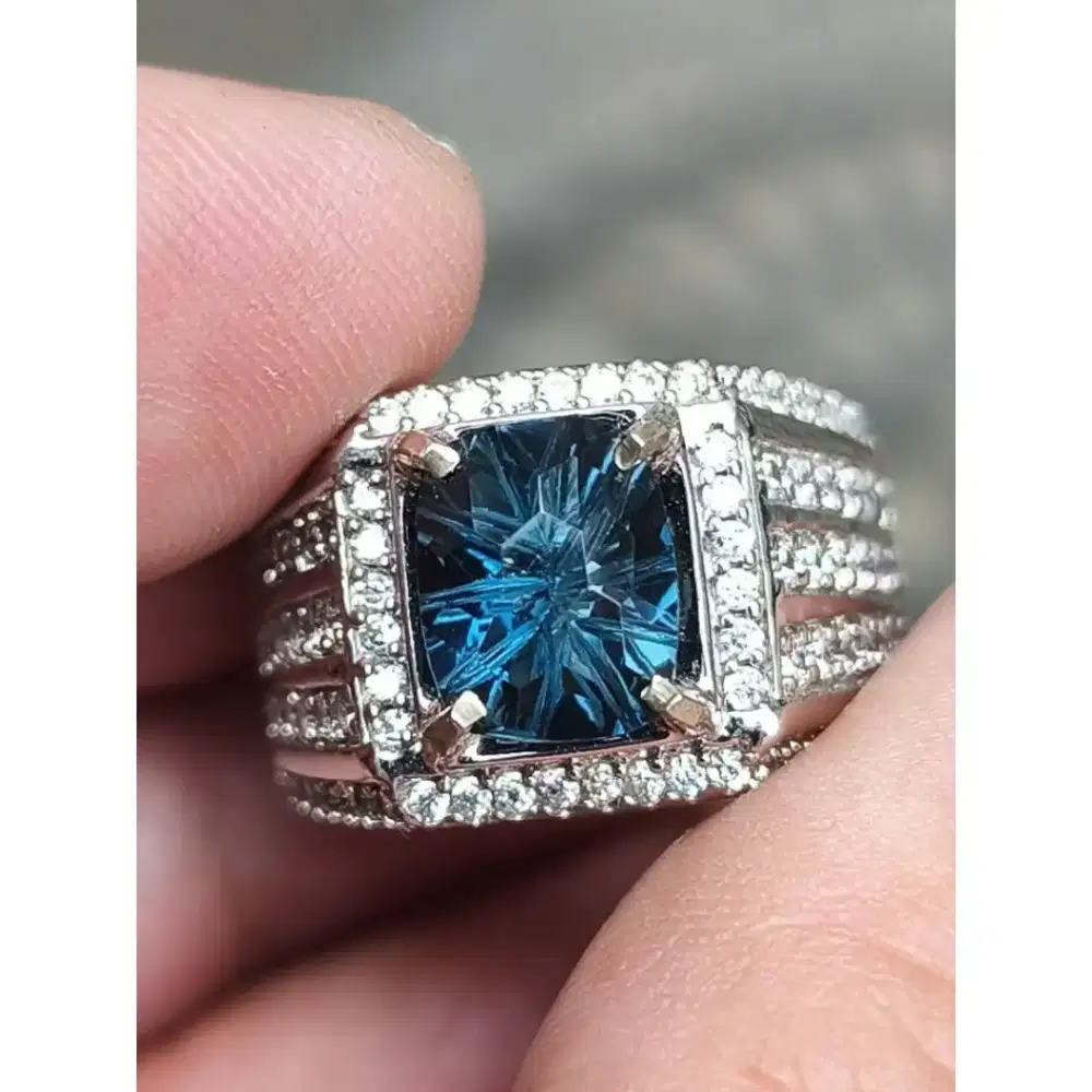 Blue topaz LONDON 3.57 carat ring perak memo MRI