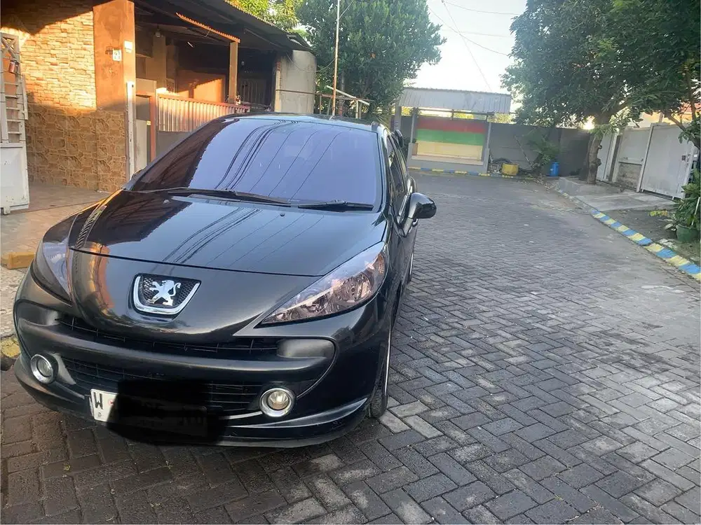 Peugeot 207 ganteng mesin sehat, khusus buat penikmat peugeot