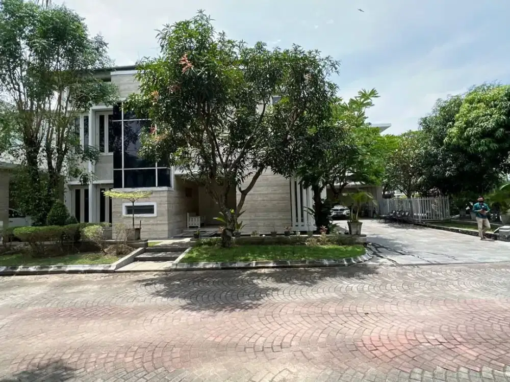 Rumah Mewah Jakuzzi Dalam Perumahan Jalan Kaliurang Sleman Yogya