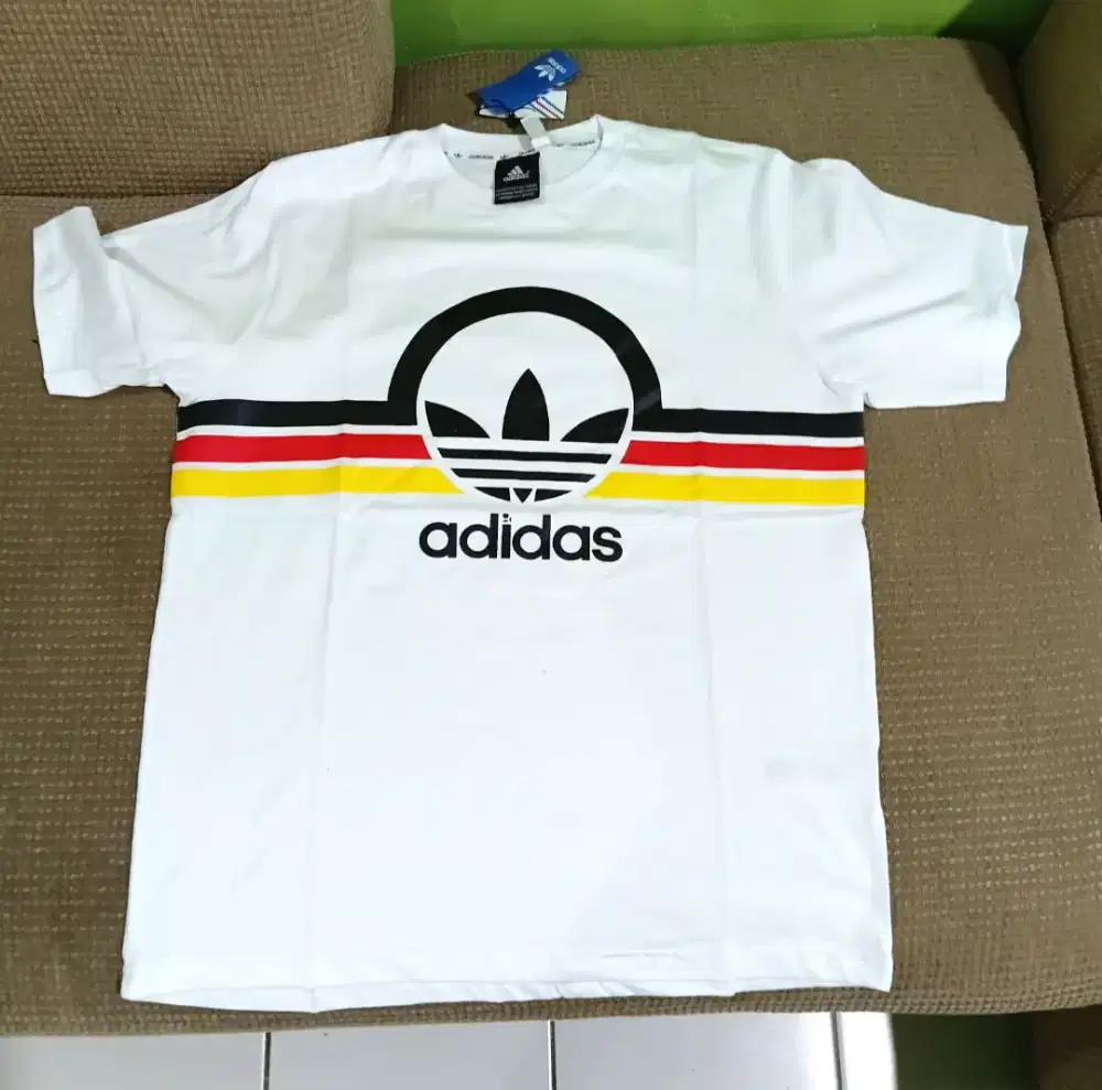 Baju kaos ad1da5 logo timbul