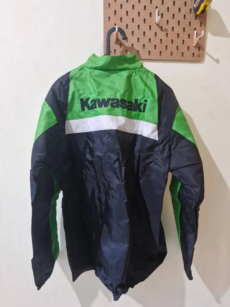 Jaket riding Kawasaki