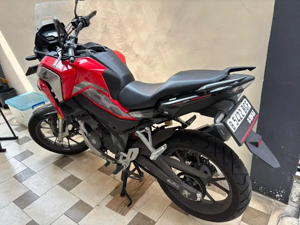 Motor simpanan semua ori