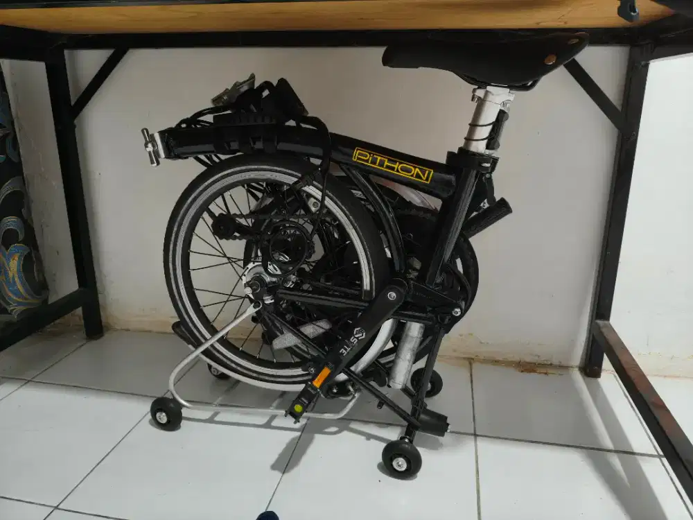Pasific Phiton 3s konversi listrik Astrobike