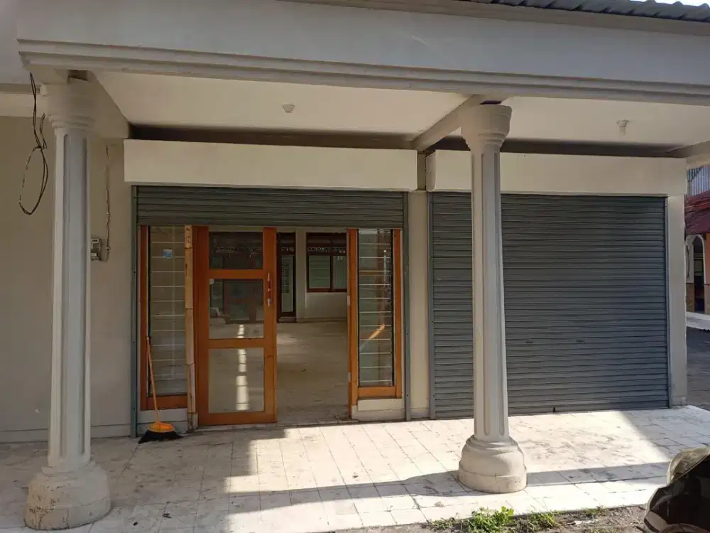 Rumah Siap Huni di Pinggir Jalan Besar Kotagede Yogyakarta