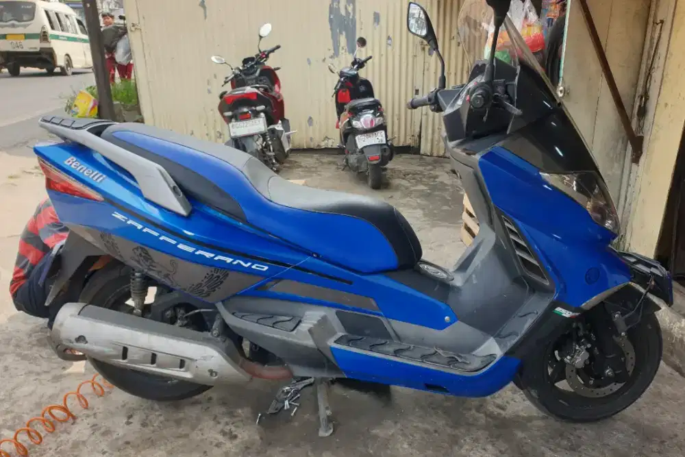 Beneli 250 cc lengkap