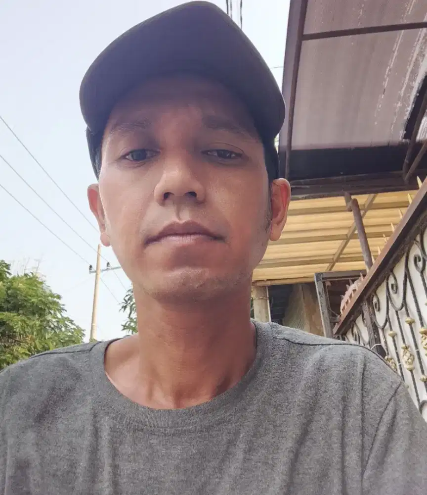 Saya Berminat Mencari Kerja Sebagai Karyawan Pria Serabutan