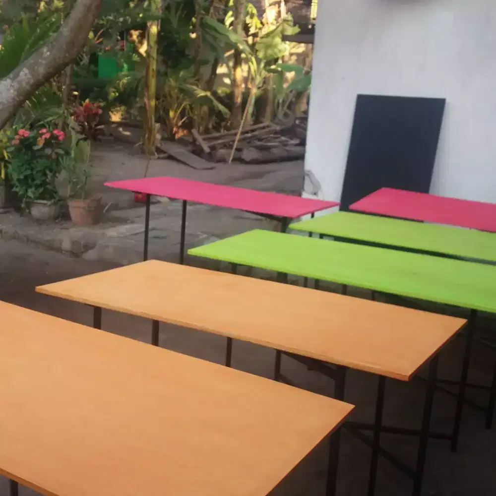 Meja lipat warna