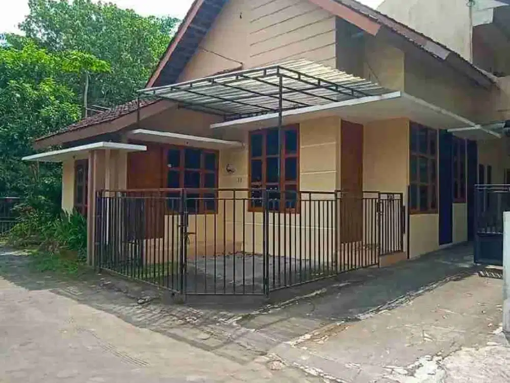 rumah murah, lingkungan cluster, ramai pendatang di dusun gondang legi, nggaglik dkt UGM, PEMDA SLEMAN, SCH MALL