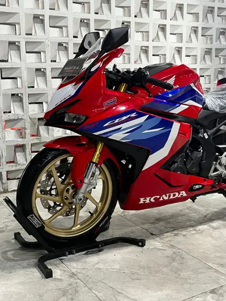 HONDA CBR 250RR 3COLOR 2022 - Chintia Mustika
