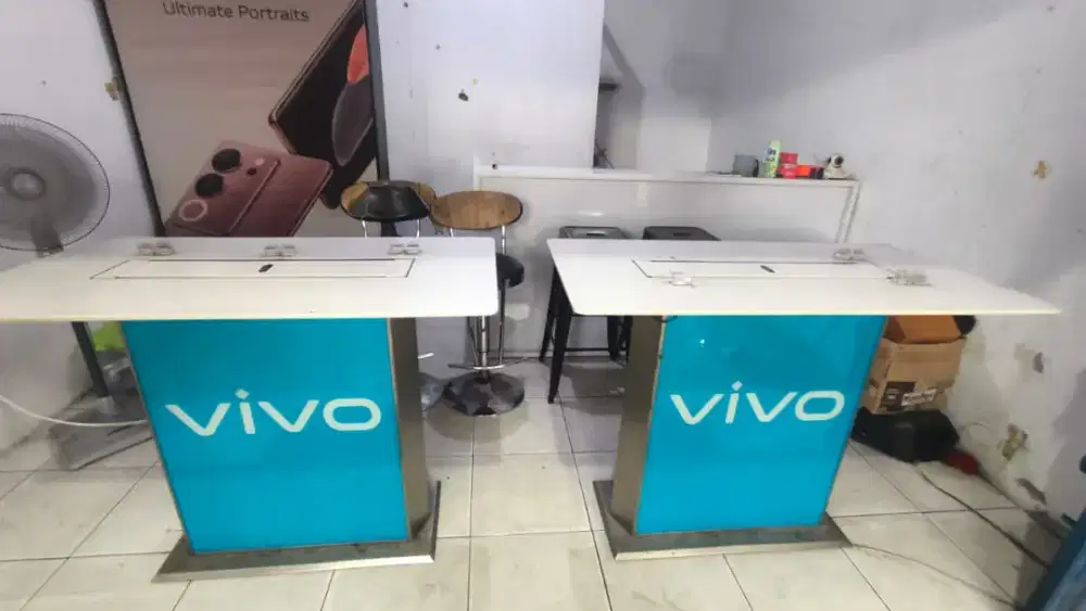 Meja vivo demolive bekas