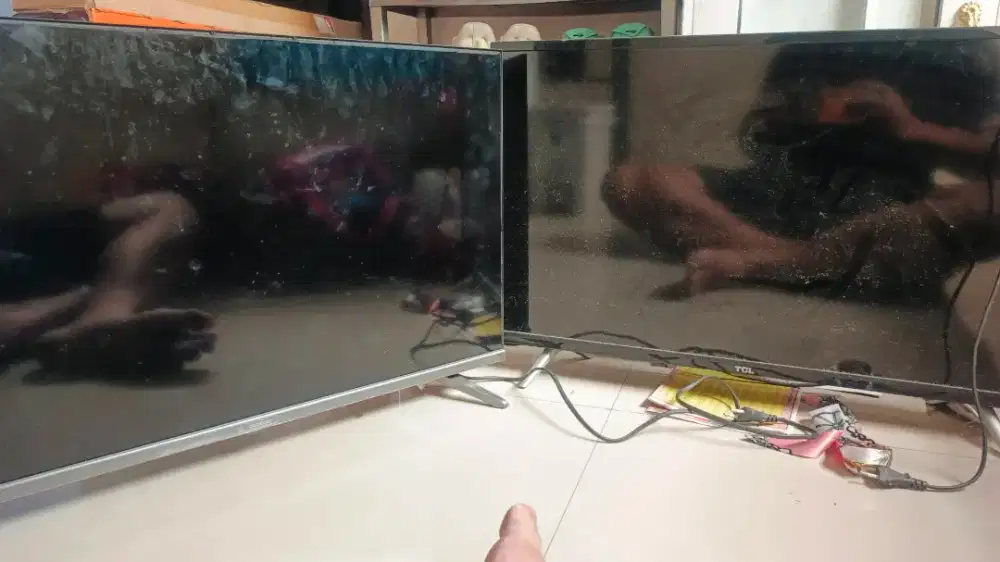 2 unit TV LED minus