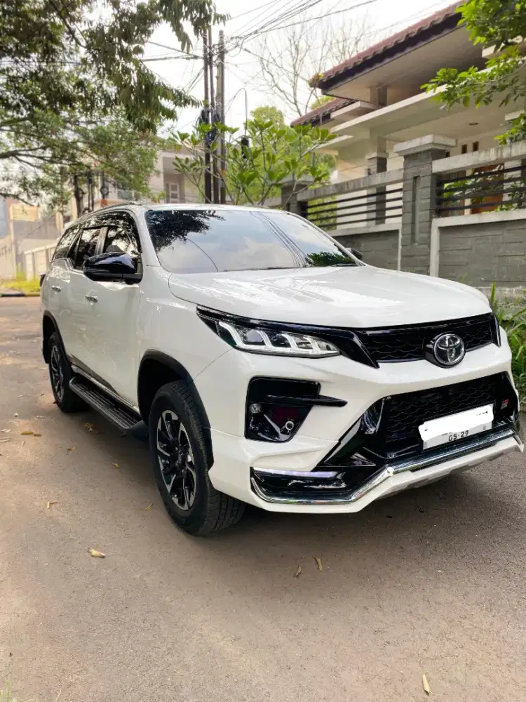 Fortuner GR 2.8 Low.Km 26 rb 2022 | 2023 istimewa (Cash Kredit Tuker )