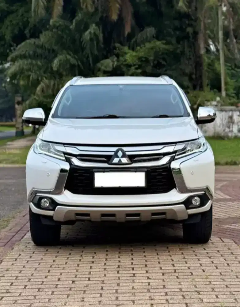 ( Ultimate ) Pajero Sport 2.4 Dakar Ultimate 4x2 AT 2018