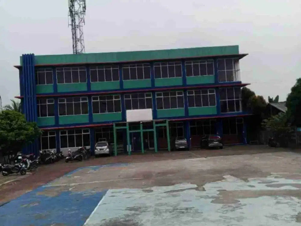 Dijual GEDUNG 3 LANTAI eks sekolah di JALAN RAYA NASIONAL SERANG CILEGON