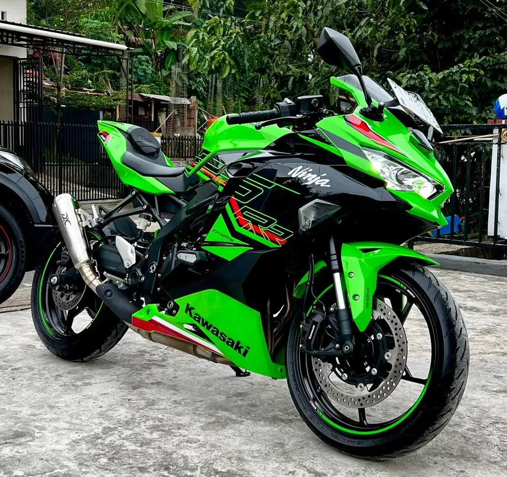 Kawasaki Ninja ZX25RR