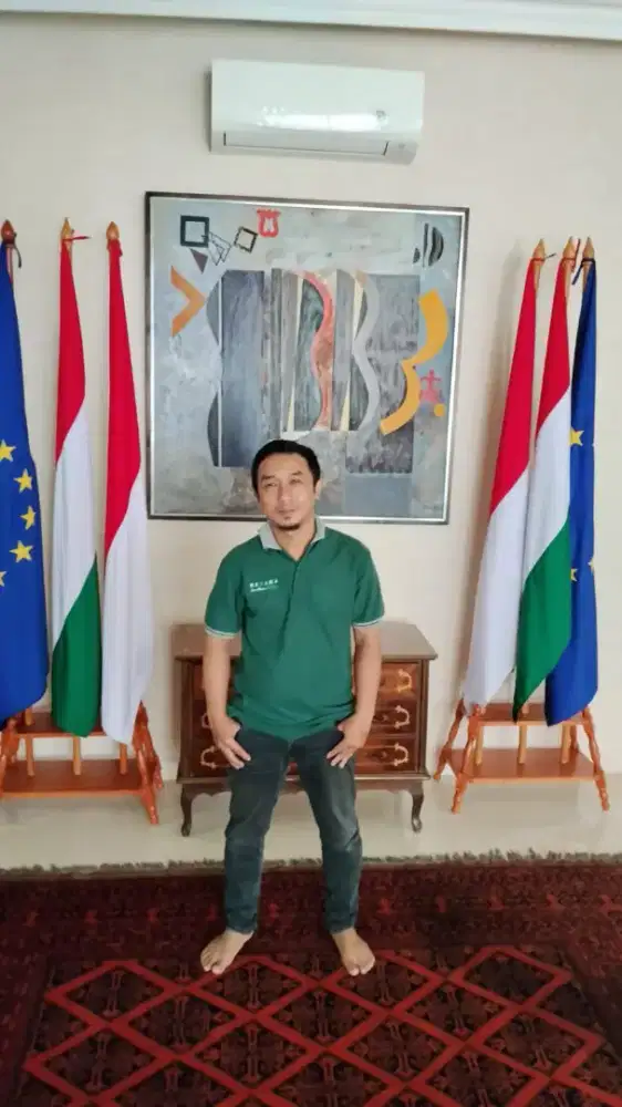 Saya butuh pekerjaan
