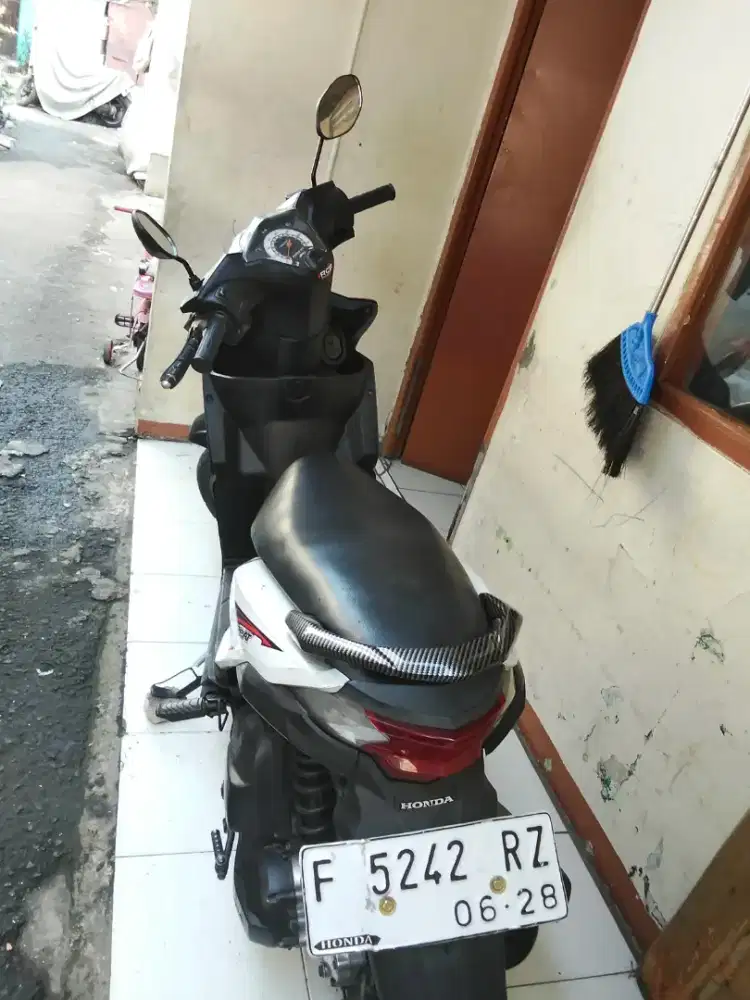 Jual motor beat tahun 2013, BPKB lengkap ,,STNK ilang , pajak mati,,
