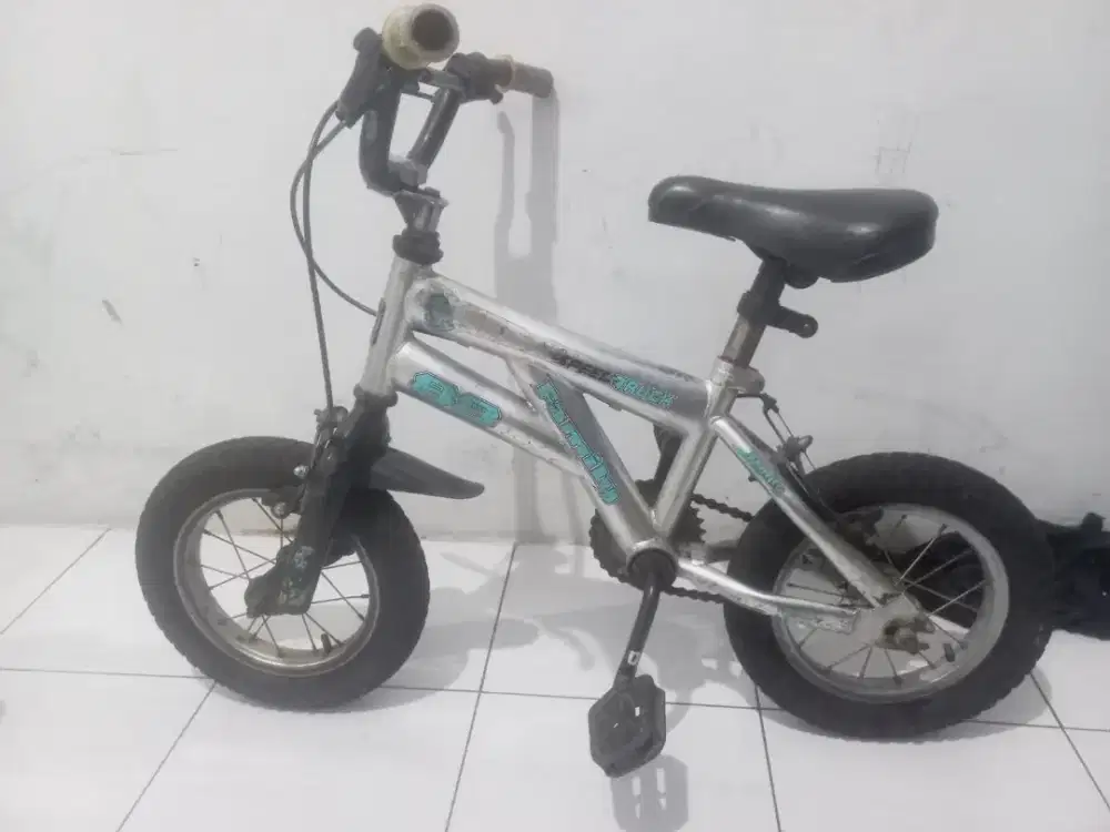 Sepeda anak bmx 16 inci merek wim cicle batangan kokoh