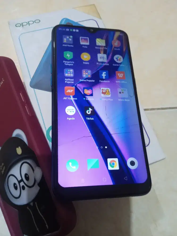 Oppo A12 3/32 masih ori bawaan lom perna di bongkar,tc retak mesin ok