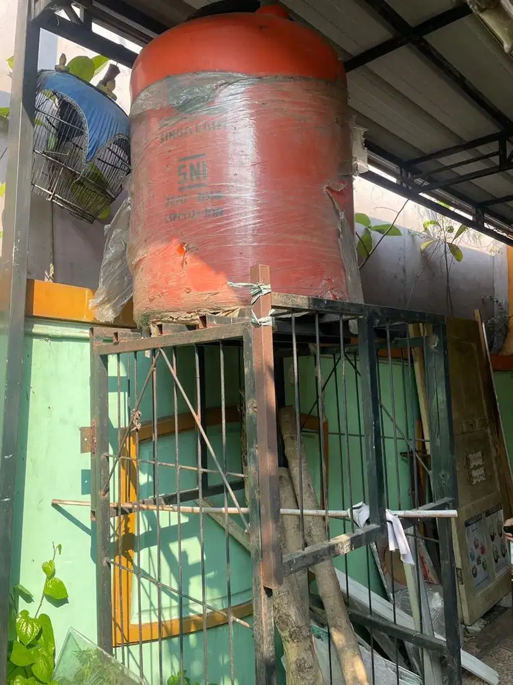 Toren Air dan tempat
