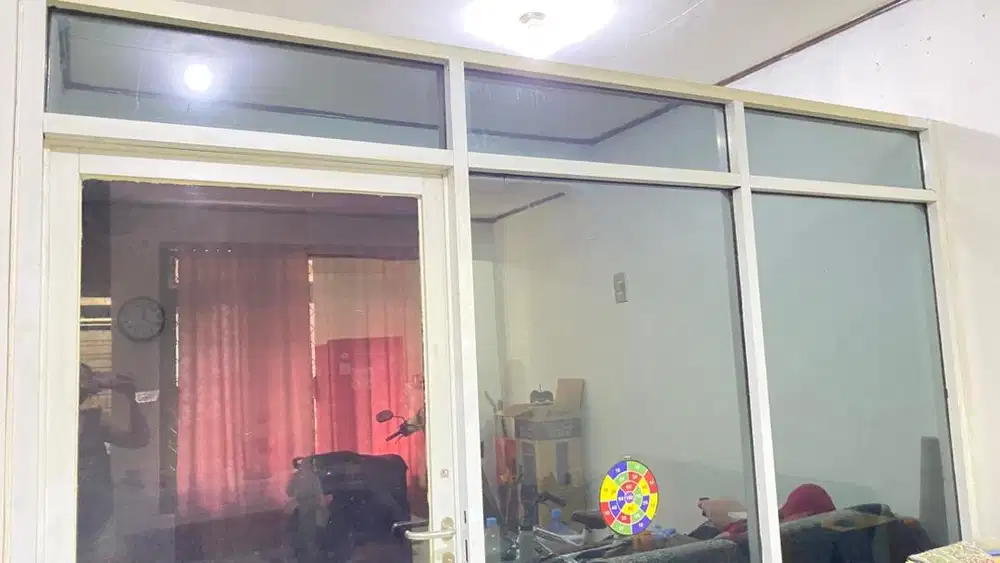 Pintu Kaca kantor