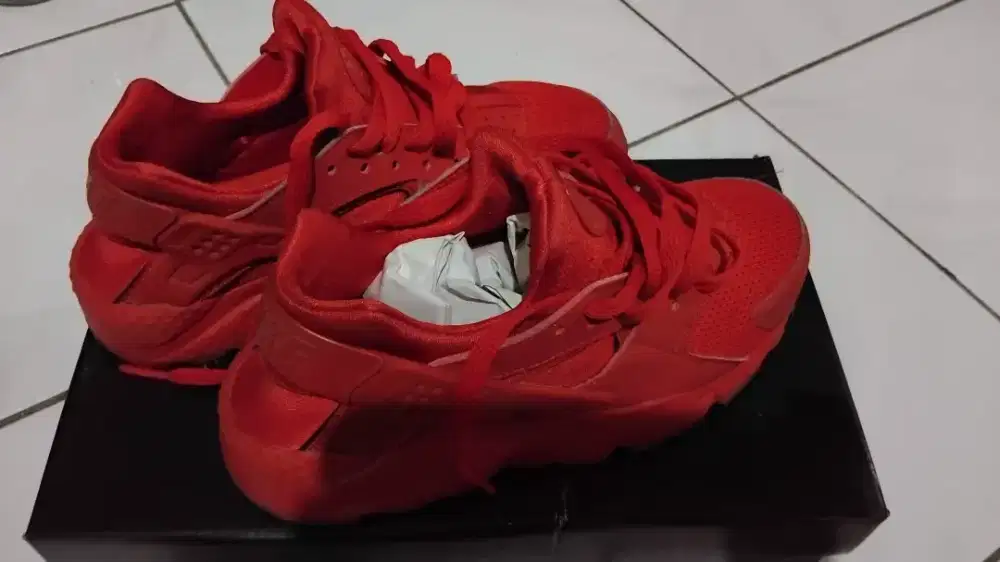 Sepatu Nike Huarache