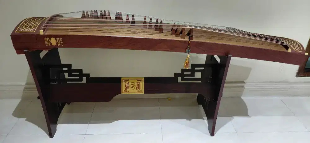 Guzheng Kecapi Cina Intermediate 696D