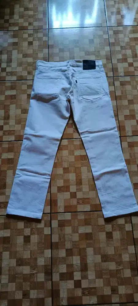 Bekas pribadi celana Levis 511 ORI no 32/33