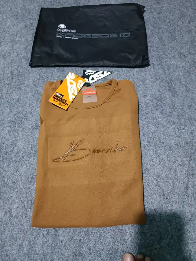 Atasan unisex baru