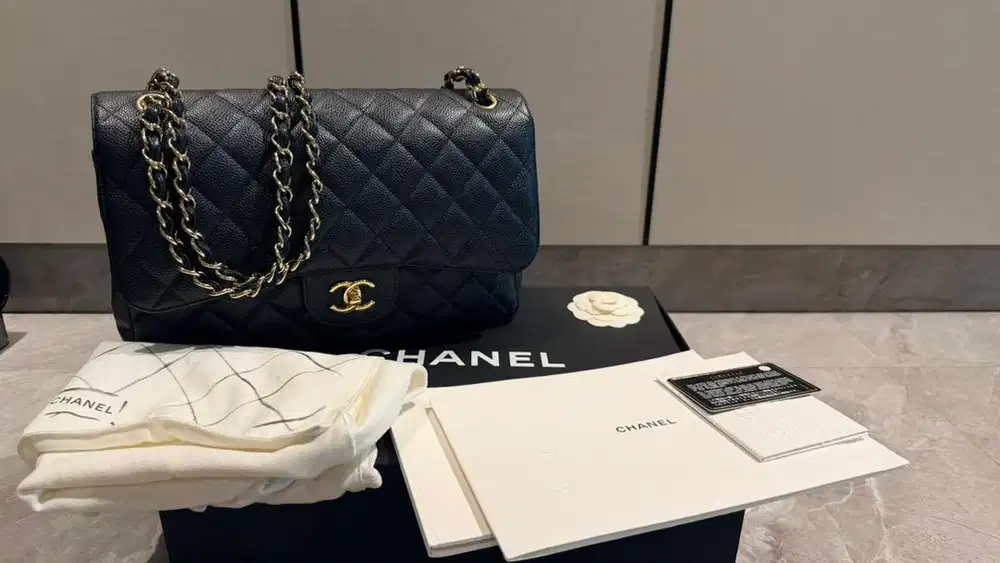 channel bag caviar GHW size jumbo