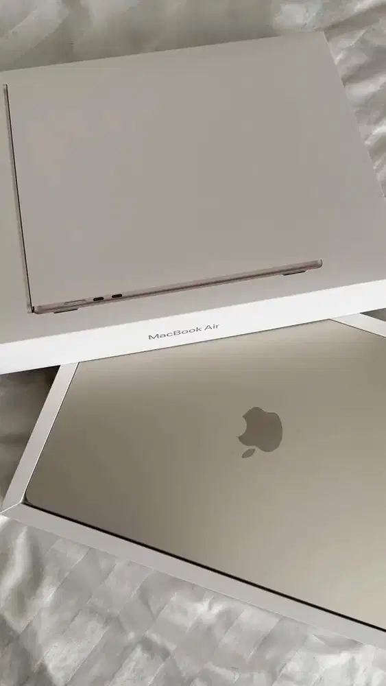 READY MACBOOK  AIR M5 16/1TB, CICILAN FREE 2x