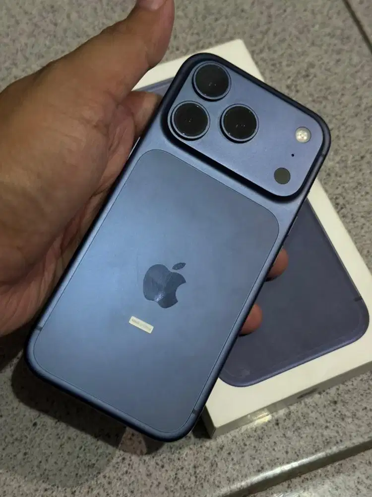 Iphone 17 pro 512GB ike new