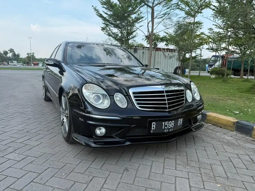 Marcedez Benz w211 2006