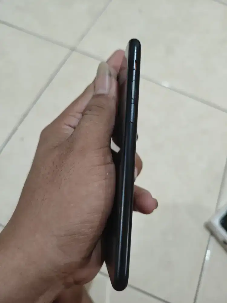 iPhone se 2020 256 GB inter