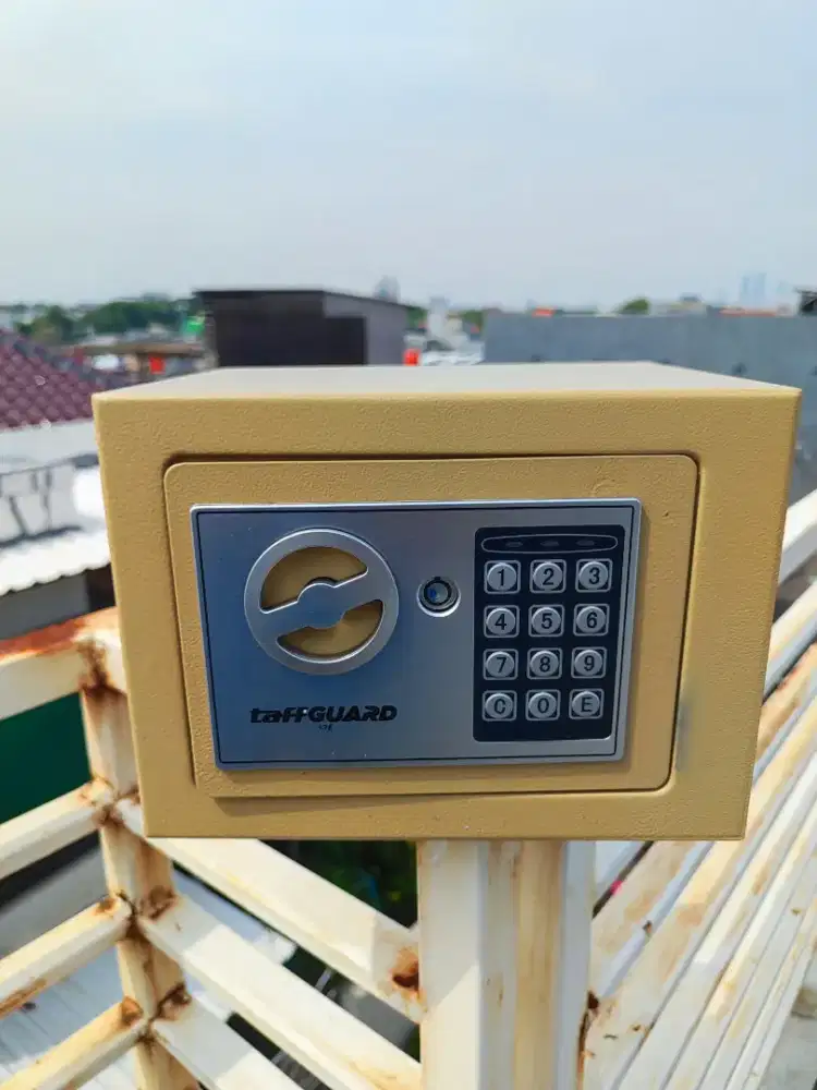 Brankas Mini bahan baja