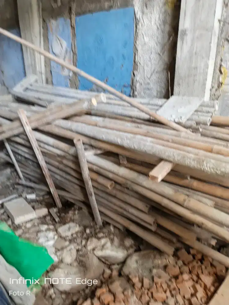 Bambu bekas proyek 3 meter