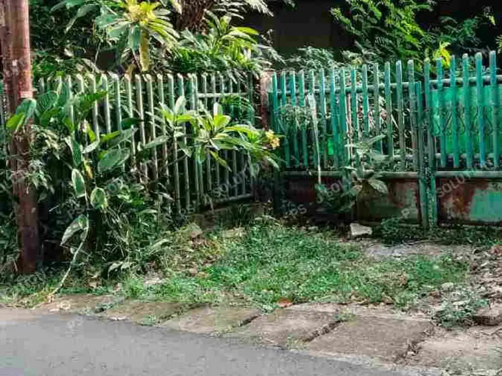 RUMAH TUA DI JAKSEL MURAH HITUNG TANAH