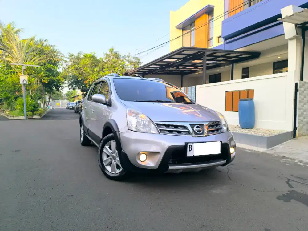 [KM.75rb] Nissan Livina L10 X-Gear Short 2 Rows AT 2013