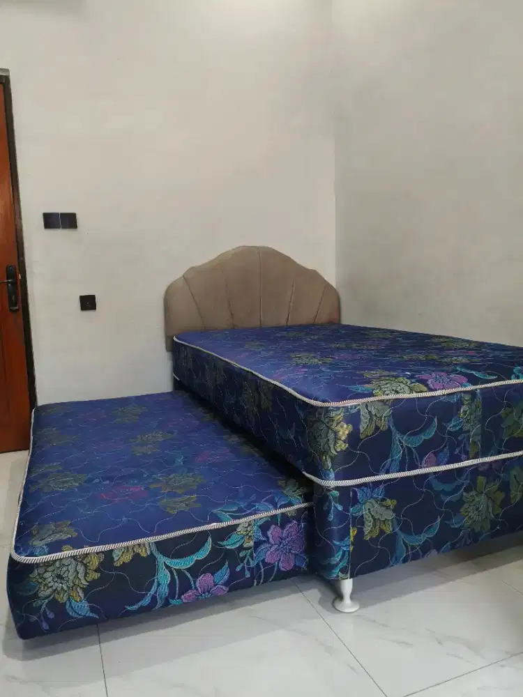 Dijual: Kasur Sorong / 2-in-1 Bed + Headboard