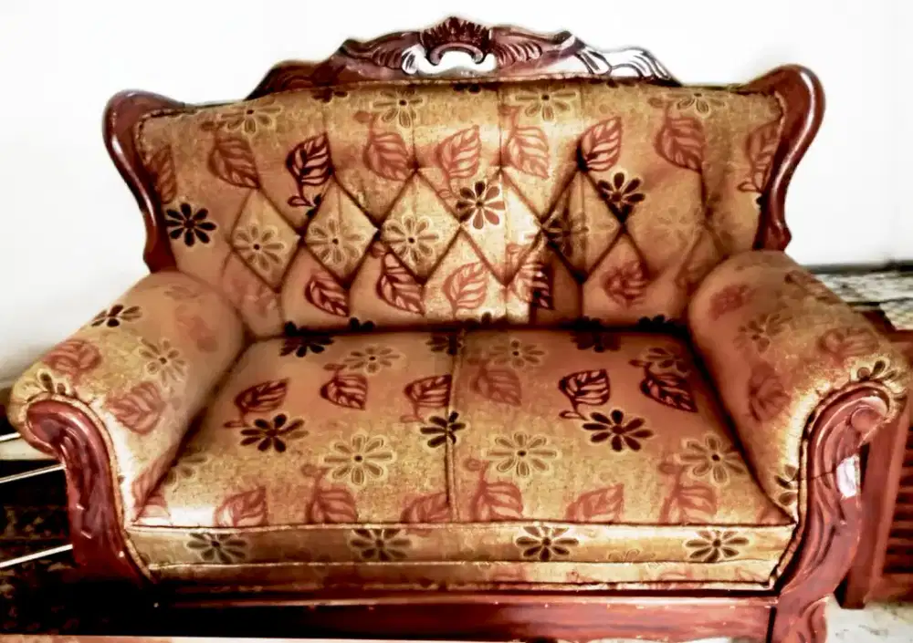 JUAL CEPAT SOFA KAYU UKIR KLASIK