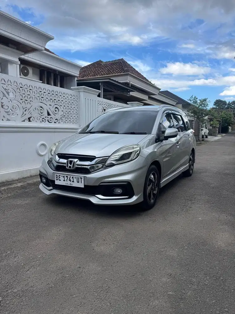 Mobilio RS Matic 2015