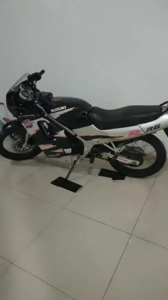 Suzuki RGR 150 tahun 1996