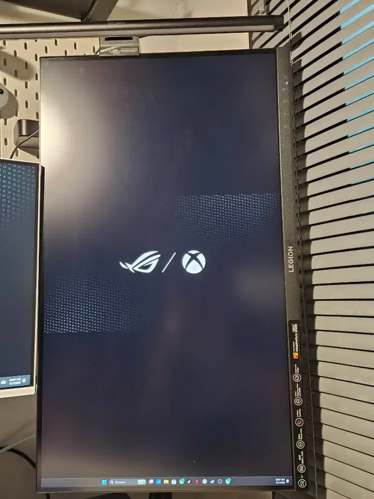 JUAL MONITOR GAMING LENOVO LEGION R27QE