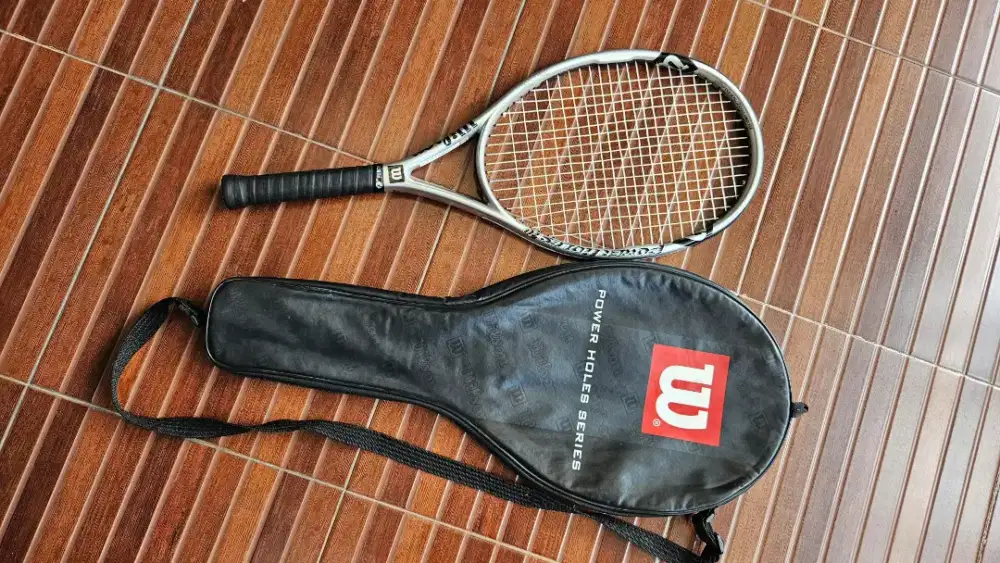 Raket Wilson Power Holes 70