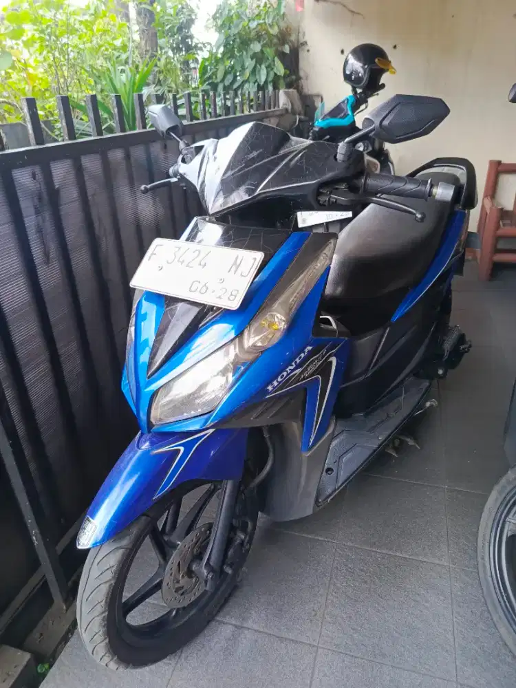 Vario techno 2009 komplit murah srrius dtg langsung