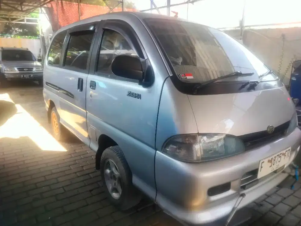 Daihatsu Espass minibus zl 2003