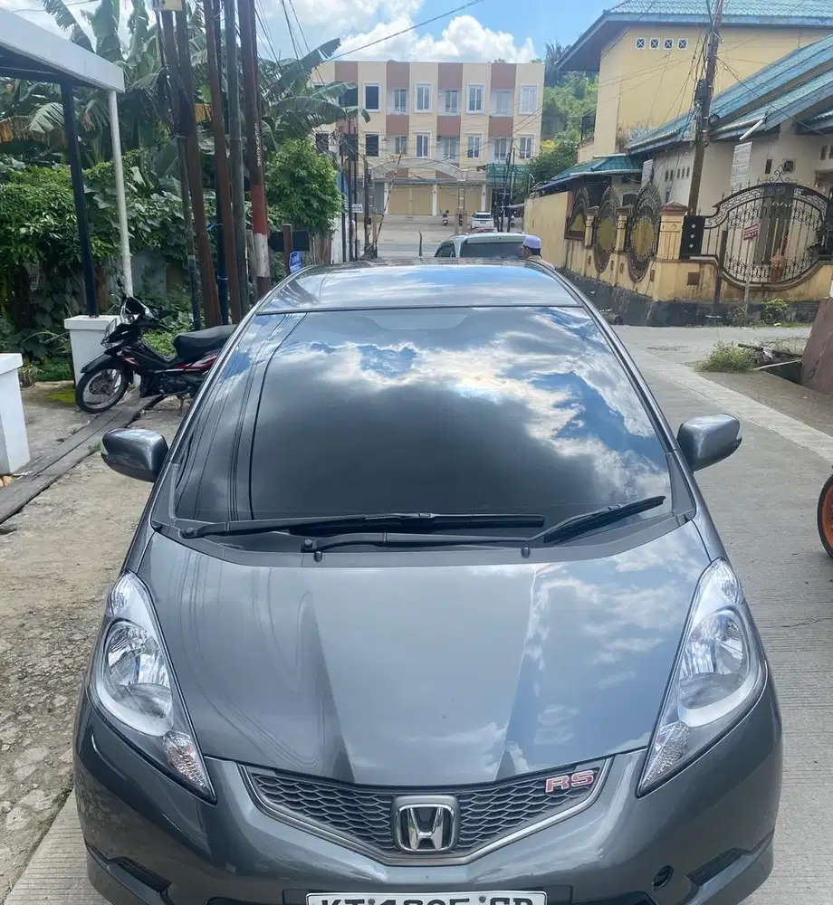 HONDA JAZZ RS GE8 MATIC PRIBADI